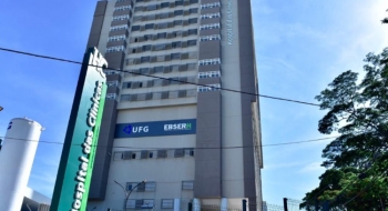 Hospital das Clínicas abre processo seletivo com salários de até R$ 9,9 mil